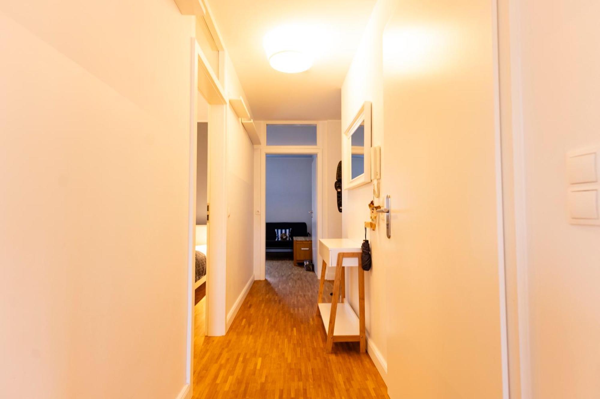 Smartfewo - Home - Zentral - Terrasse - Parkplatz Oldenburg Buitenkant foto