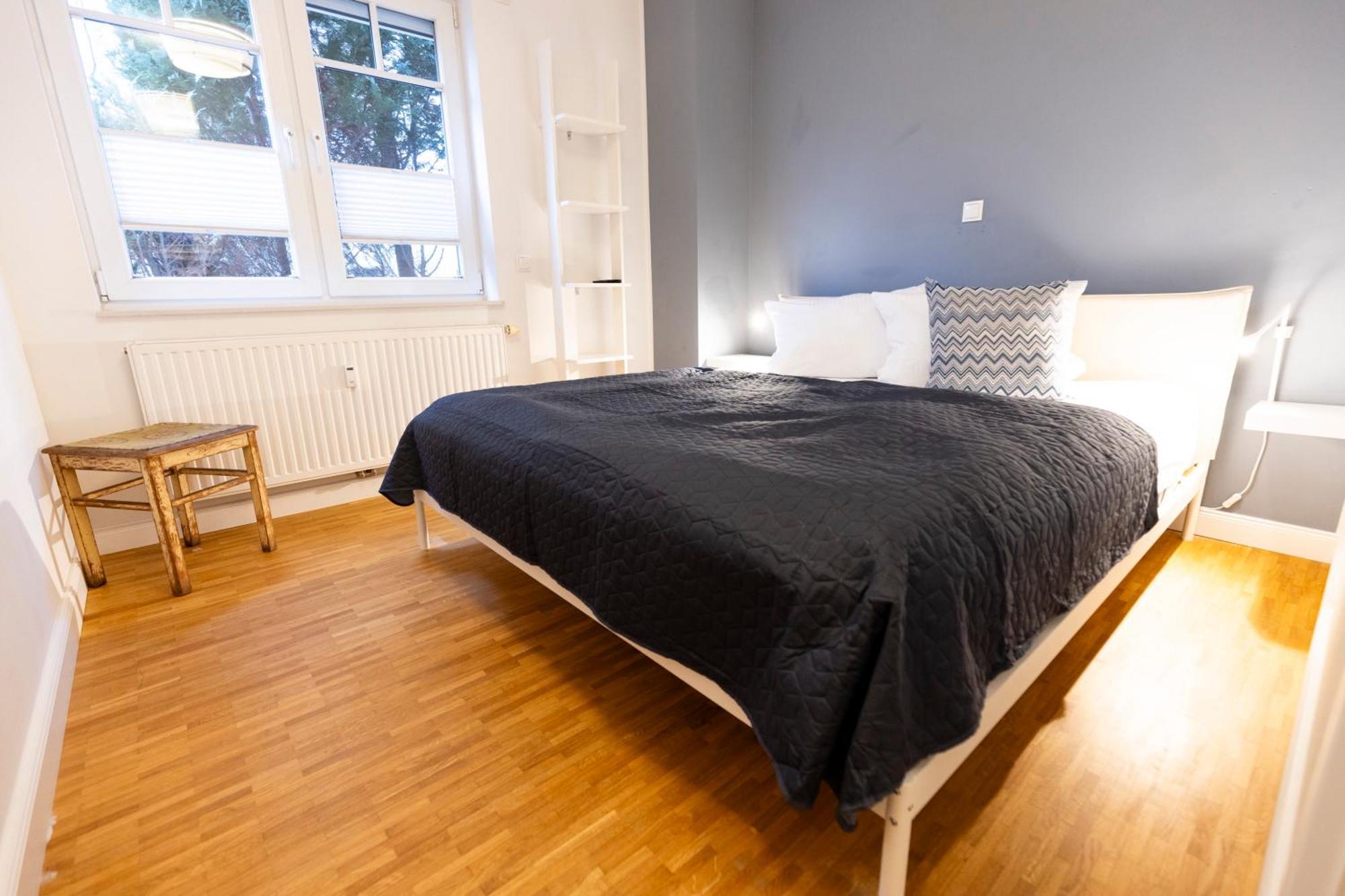 Smartfewo - Home - Zentral - Terrasse - Parkplatz Oldenburg Buitenkant foto